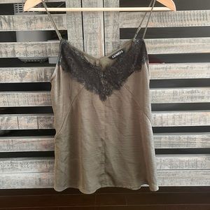 XS Express lace tank